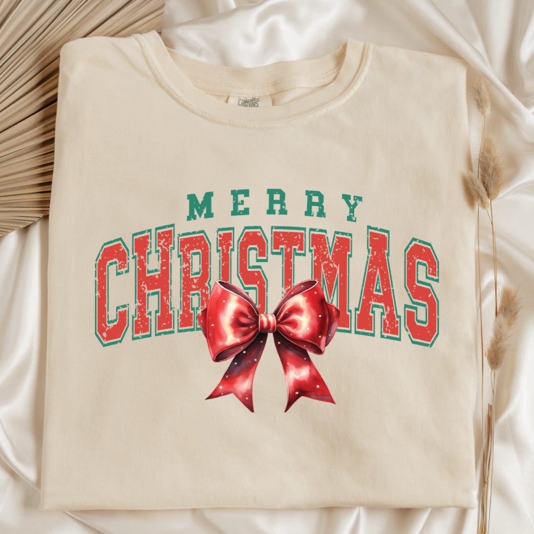 Merry Christmas With Red Bow Graphic Tee