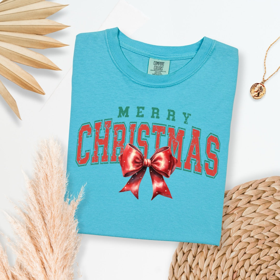 Merry Christmas With Red Bow Graphic Tee