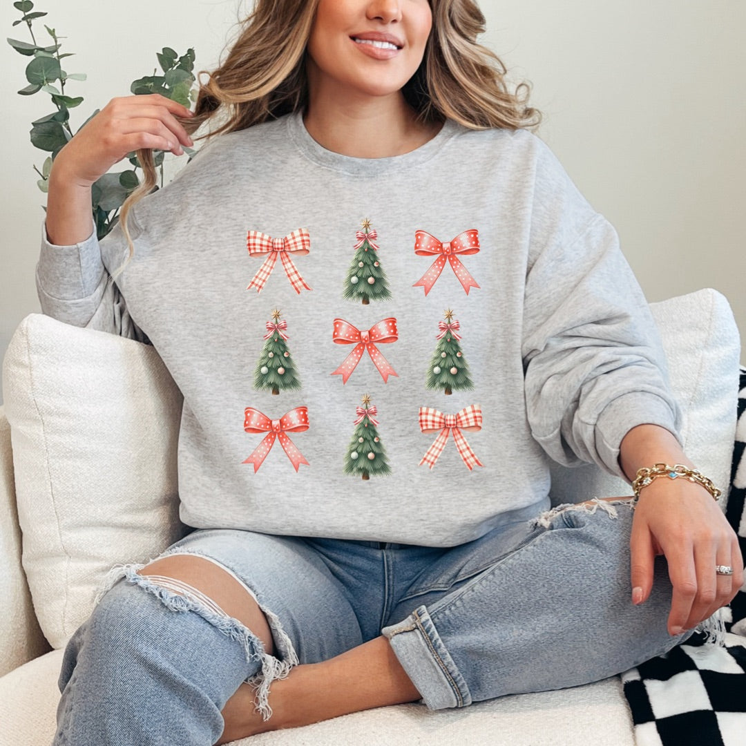 Christmas Tree With Vintage Bows Crewneck & Hoodie